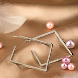 Квадратни сребристи обеци